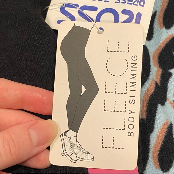 Fleece Leggings - Picture 3 of 4